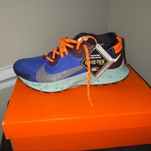 Nike shoes